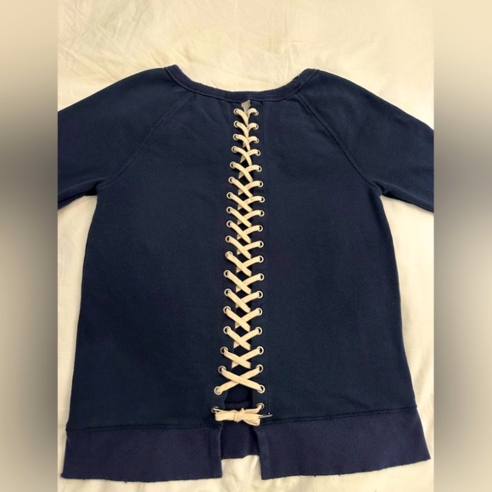 Pam & Gela lace up sweatshirt - Picture 2 of 9